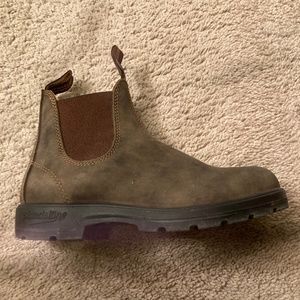 Women’s Blundstone #585 Rustic Brown Size 8